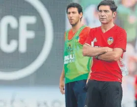  ?? FOTO: VALENCIA ?? Marcelino no se fía para nada del Alavés, en la vuelta copera, pese a la ventaja che