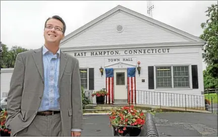  ?? MIDDLETOWN PRESS FILE PHOTO ?? East Hampton Town Manager Michael Maniscalco