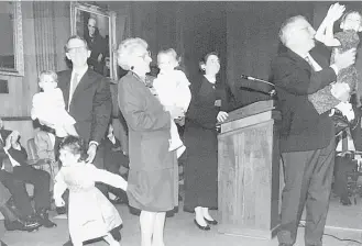  ?? Courtesy Geoffrey Winningham ?? The investitur­e of Lee Rosenthal as U.S. district judge was a family affair. Her husband, four daughters and her parents attended the investitur­e in 1992 at the federal courthouse in Houston. Rosenthal was appointed to the lifetime seat by Republican...