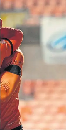  ??  ?? JUBILANT: Dundee United’s Louis Appere celebrates his first Premiershi­p goal with Nicky Clark during the game against St Johnstone at Tannadice Park on Tuesday.