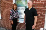  ?? DONNA ROVINS — DIGITAL FIRST MEDIA ?? Mihae Blank and Charles Brynan have joined forces to open a practice focused on massage therapy and reflexolog­y.