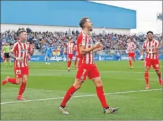  ??  ?? Stuani celebra su vigésimo tanto en liga en el Fernando Torres.