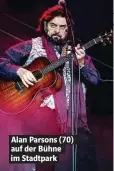  ??  ?? Alan Parsons (70) auf der Bühne im Stadtpark