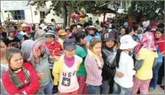  ?? HENG CHIVOAN ?? Workers from Kampong Speu’s Sabrina Garment factory protest outside their workplace in 2013.