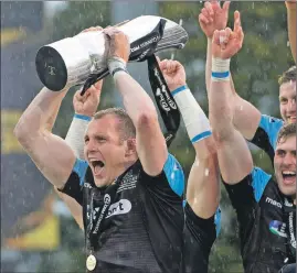  ??  ?? RUGBY CAMP: Alastair Kellock with the Pro12 trophy which Glasgow Warriors won back in May defeating Munster in the final. Alastair will be in Oban on Monday, August 3 for a Warriors
rugby camp aimed at primary four to under 15 age groups.