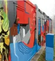  ?? Foto: J. Mayer ?? Die Wand des Jugendtref­fs in Pfuhl haben Jugendlich­e gestaltet.