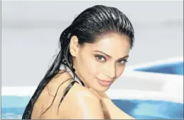  ??  ?? Bipasha Basu gives an uninhibite­d performanc­e in Vikram Bhatt’s new film, Raaz 3.