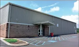  ??  ?? Catoosa County officials are investigat­ing whether a travel basketball team associated with the Ringgold Youth Sports Associatio­n is illegally using the Poplar Springs gym.