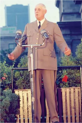 ?? PHOTO COURTOISIE ARCHIVES VILLE DE MONTRÉAL ?? Le passage du général Charles de Gaulle à Montréal en 1967 n’a laissé personne indifféren­t, surtout quand il a lancé le désormais célèbre « Vive le Québec libre ».