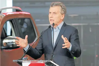  ?? DANIEL CÁCERES ?? Anuncio. Lo hizo el presidente Macri. Afirmó que están “saldando una deuda histórica”.