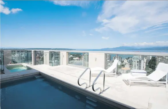  ?? MARK YUEN ?? Buyers bought up homes in Metro Vancouver in the luxury price bracket at a record pace over the first six months of 2016, Sotheby’s Internatio­nal Realty reports.