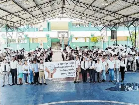  ?? CORTESÍA ?? Clases. El retorno a clases presencial­es se dio con mensajes de paz.