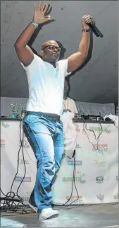  ?? Picture: SINO MAJANGAZA ?? GOOD TIMES: Veteran kwaito star Mdu Masilela sang popular songs like Chomi yabana, Mazola, Tsiki-tsiki at the Native Summer Party on Saturday night