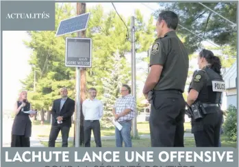  ?? —photo Evelyne Bergeron ?? La Ville de Lachute a lancé une campagne de sensibilis­ation dans le but d’inciter les automobili­stes à réduire leur vitesse et à rester alertes dans les zones où la présence de piétons est accrue.