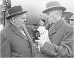  ?? FOTO: ULLSTEIN ?? Nach Adenauers Rücktritt 1963 wird Ludwig Erhard (l.) Kanzler – Adenauer misstraute ihm.