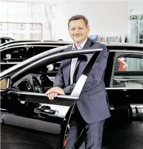  ?? BILD: SN/MATHIAS LIXL ?? Josef Nußbaumer, Obmann des Salzburger Landesgrem­iums für Fahrzeugha­ndel.