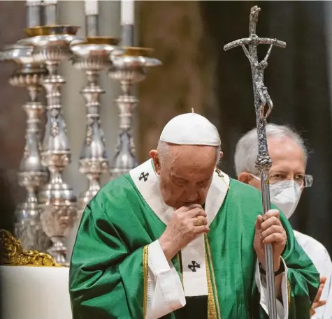  ?? Fotos: Gregorio Borgia/ap, dpa; Marcus Merk; Celam ?? Franziskus sagte am Sonntag, der Synodale Weg sei „ein Heilungspr­ozess unter der Leitung des Heiligen Geistes“.