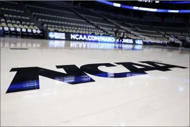  ?? KEITH SRAKOCIC —THE ASSOCIATED PRESS ?? The Consol Energy Center in Pittsburgh hosted NCAA men’s tournament games in 2015. Because of the coronaviru­s, an NCAA Tournament with empty arenas can’t be ruled out.