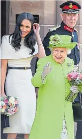  ??  ?? Meghan and the Queen at Runcorn station