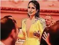  ?? Foto:riverside Entertainm­ent/karsten Prausse ?? Schauspiel­erin Stephanie Stumph trug beim Semperoper­nball ein gelbes Kleid.