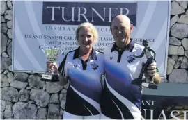  ?? Photo: Alan Phillips ?? Maria and Greg, the ladies and gents singles winners