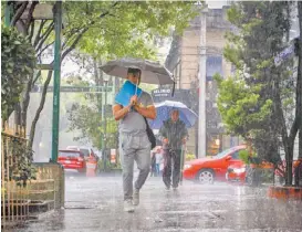  ?? ALEJANDRA RODRÍGUEZ ?? Ayer se reportó lluvia en varias alcaldías; GAM, la más afectada.