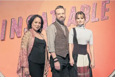  ??  ?? From left, Gloria Diaz, Dallas Roberts and Debby Ryan at the Insatiable press conference in Manila, the Philippine­s.