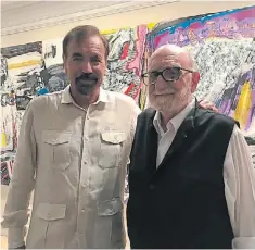  ??  ?? El coleccioni­sta argentino-cubano Jorge Pérez junto a Yuyo Noé.