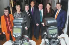  ?? SIMON DAWSON / REUTERS ?? Seven MPs of Britain’s Labour Party pose for a picture after they quit from the party, in London, on Monday.