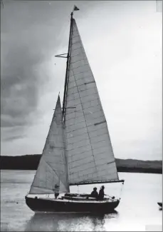  ??  ?? ‘Mimosa bucking the flood at Fladda. Nae wind.’