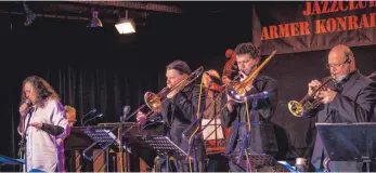 ?? ?? Mit dem Eberhard Budziat Quintett im Jazzclub Armer Konrad in Weinstadt.