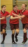  ?? Foto: Reinhold Rummel ?? Die jungen Futsal Spezialist­en des TSV Dasing holten sich den Landkreisc­up.