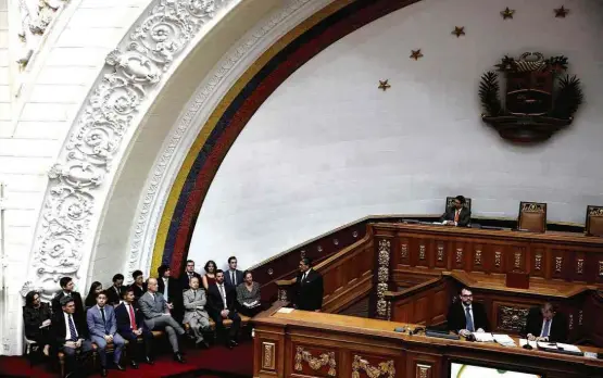  ?? Carlos Garcia Rawlins - 19.ago.2017/Reuters ?? Assembleia Nacional da Venezuela, que teve poderes legislativ­os tomados pela Assembleia Constituin­te, realiza sessão em Caracas no sábado (19)