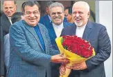  ?? PTI ?? ▪ Union minister Nitin Gadkari (left) with Iran’s foreign affairs minister, Mohammad Javad Zarif, in New Delhi on Tuesday.