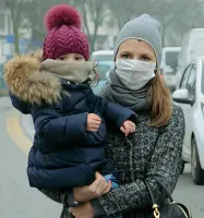  ??  ?? Allarme dei medici Massima allerta per i bambini