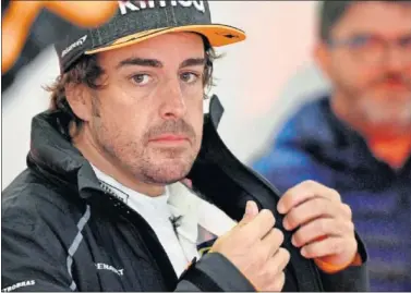  ??  ?? REALISTA. Fernando Alonso sabe que sumar puntos debe ser la meta para el GP de China en Shanghái.