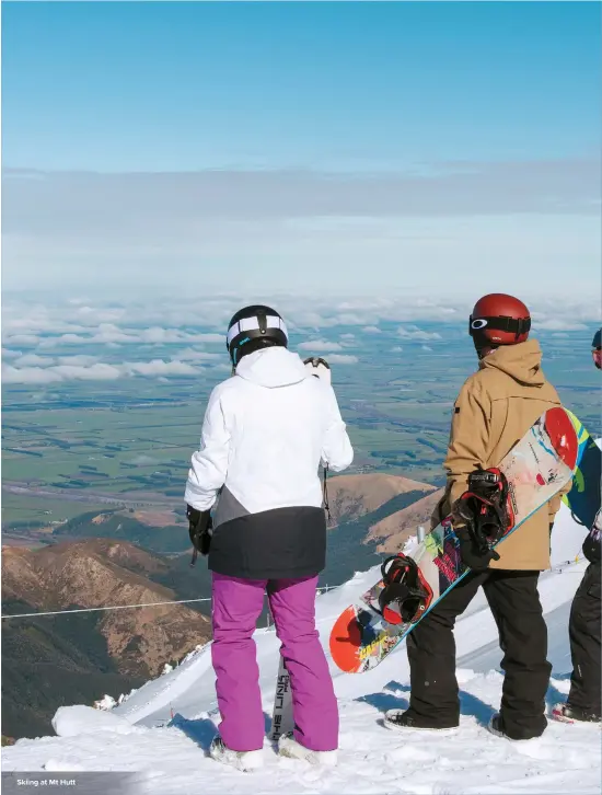  ??  ?? Skiing at Mt Hutt