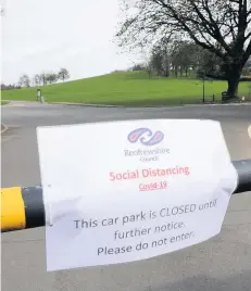  ??  ?? No go zone
Car parks at popular beauty spots have been closed