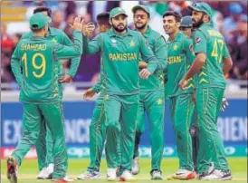  ?? REUTERS ?? Pakistan will need to raise their game against South Africa if they are to hope for a semis berth.