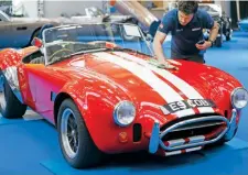  ??  ?? Coleccioni­stas de autos antiguos, así como museos solicitan no poner aranceles a vehículos importados para seguir con sus labores de preservaci­ón y restauraci­ón.
