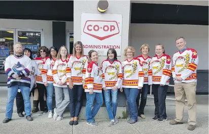  ??  ?? Jersey Day photos and tweets, clockwise from top: