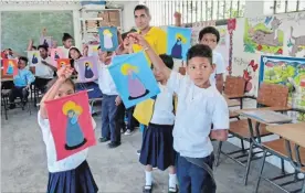  ??  ?? Grace United Church, 581 Howden St., is holding a fundraisin­g roast beef dinner and silent auction Saturday to support the church’s November 2018 Honduras Build trip to build school washroom facilities for the children of Nuevo Paraiso, shown above.