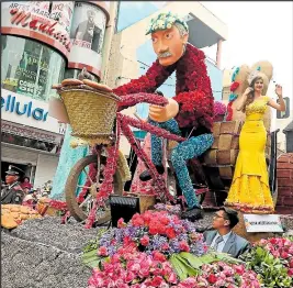  ?? Foto: Archivo / EXTRA ?? Para la edición de este año se han sumado nueve barrios para fortalecer esta tradición.