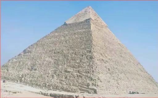  ??  ?? The Great Pyramid of Giza