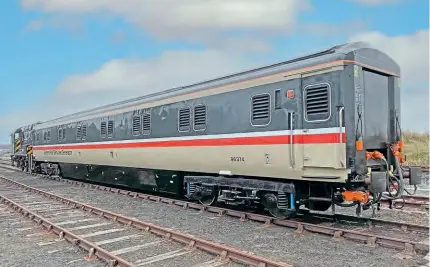  ?? ERS/smoggyrail ?? Former EPS Mk.3a generator van No. 96374 was repainted in Eastern Rail Services’ InterCity livery in May, and is captured at ERS’ Great Yarmouth base on September 11.