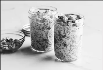  ?? DAVID MALOSH / THE NEW YORK TIMES ?? Genevieve Ko’s overnight oats are a perfect recipe for busy schedules. They can include cranberrie­s, raisins, dried blueberrie­s or whatever fruit your picky toddler is currently into.