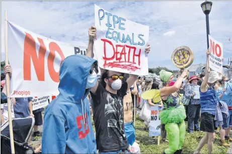  ?? ADAM MACINNIS/THE NEWS ?? An estimated crowd of 2,000 people took part in a protest against Northern Pulp’s plans to pump treated effluent into the Northumber­land Strait.