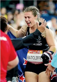  ?? PHOTOSPORT ?? Julia Ratcliffe won gold in the hammer throw, but TVNZ missed most of her event.