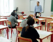  ??  ?? Tendenze Fondazione Agnelli ipotizza nel decennio un calo di 185 classi in Trentino