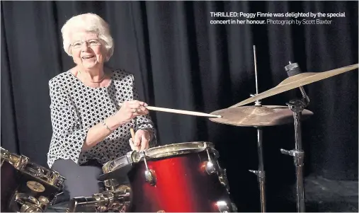  ?? Photograph by Scott Baxter ?? THRILLED: Peggy Finnie was delighted by the special concert in her honour.